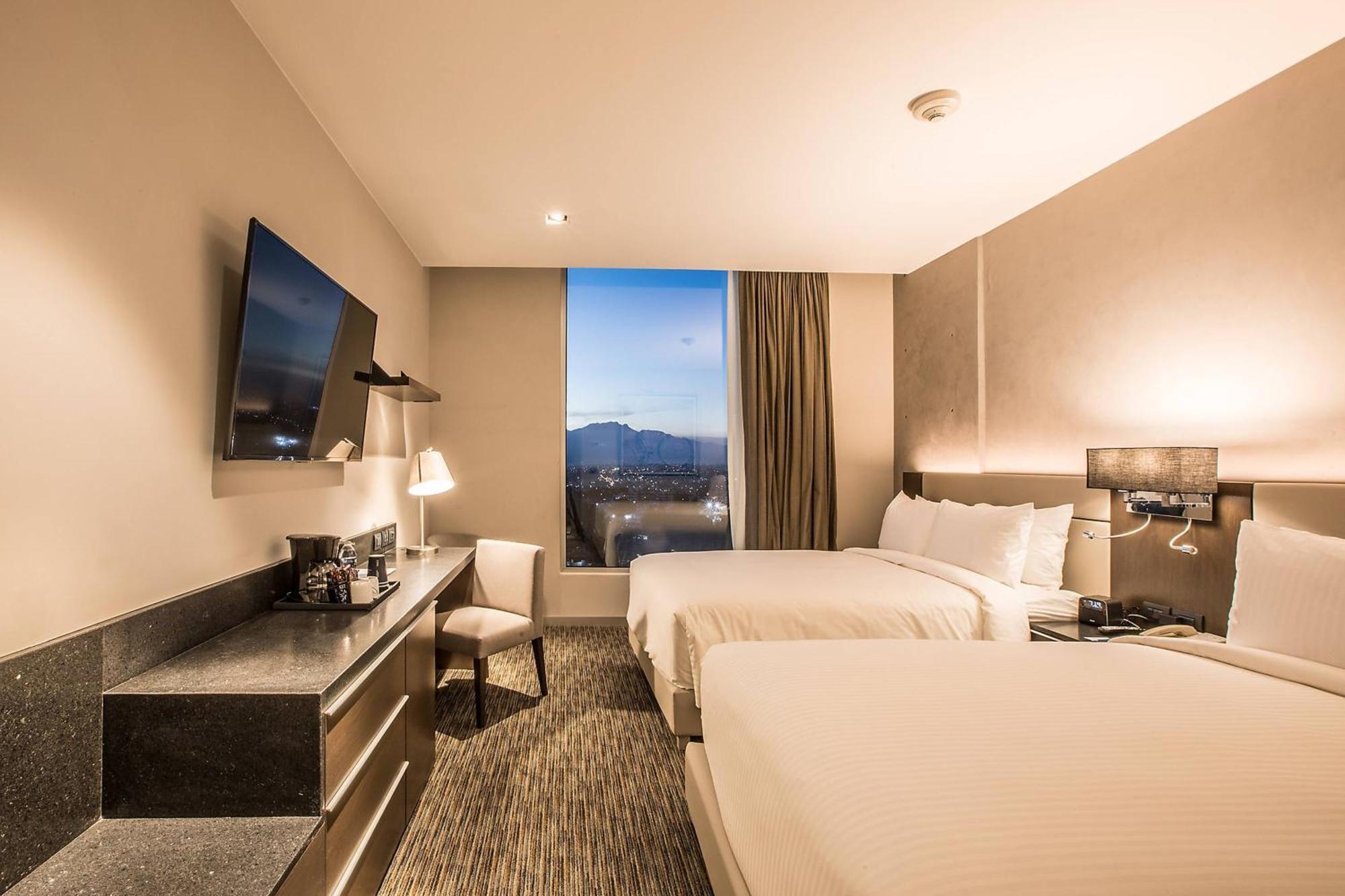 Four Points By Sheraton Puebla Exterior photo