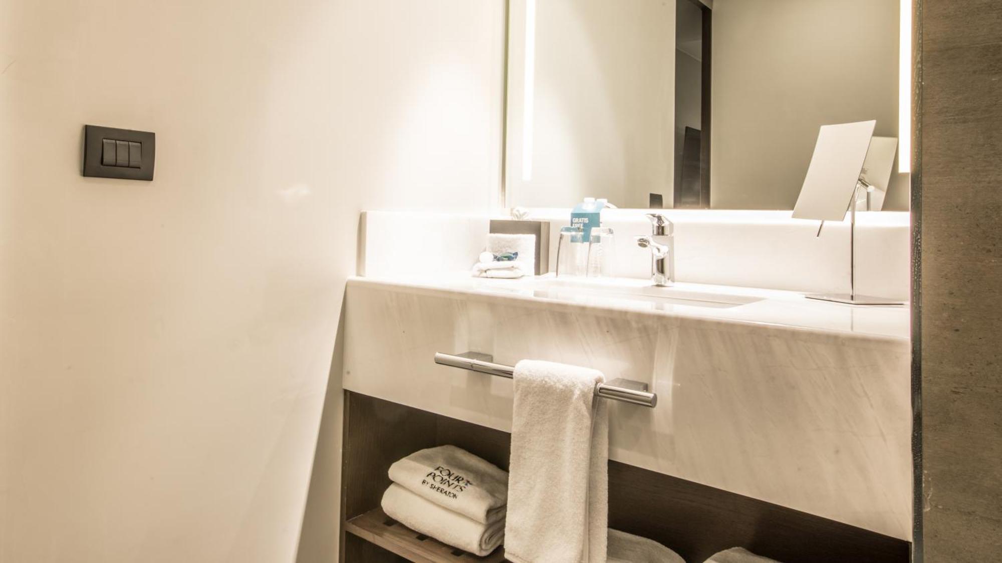Four Points By Sheraton Puebla Exterior photo